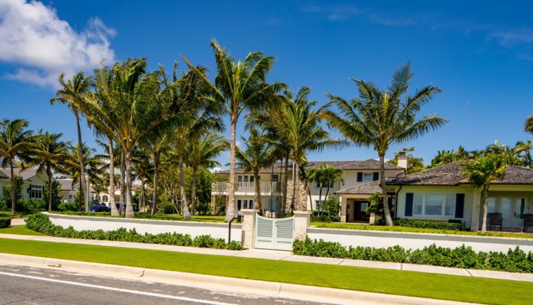 Read more about the article Florida Governor Ron DeSantis Signs Bill to Combat Squatting Scams and Protect Property Owners