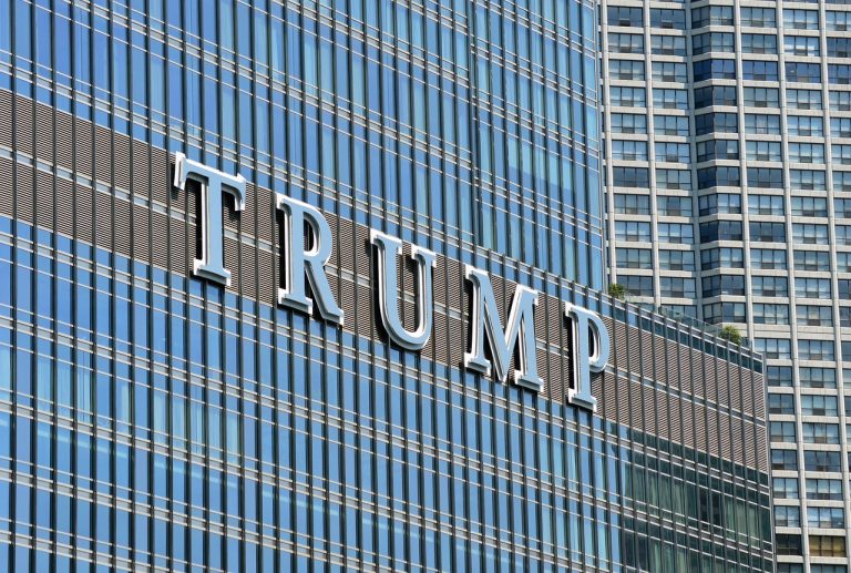 Read more about the article Trump’s Economic Boom: How Florida Real Estate is Soaring to New Heights